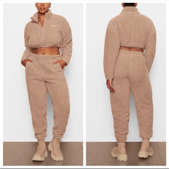 NWT SKIMS Cozy Knit High Waisted Sherpa Jogger Tigers Eye XL - Picture 16 of 16